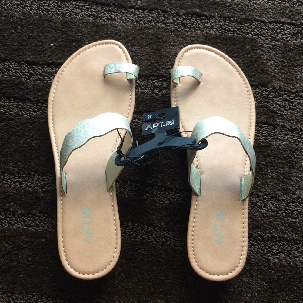 APT9 sandals